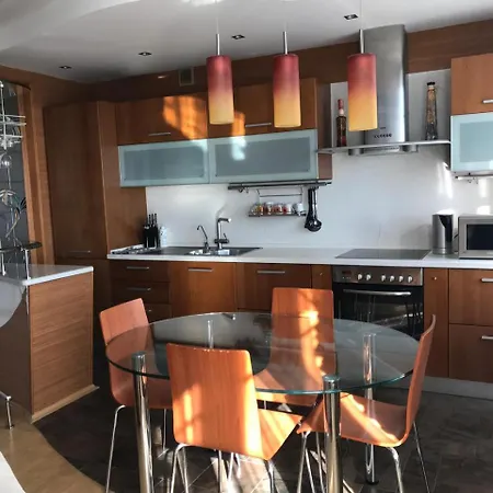 Kazarmenniy Pereulok 4 * Minsk