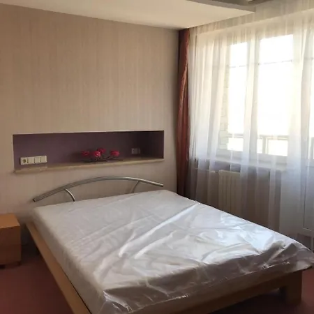 Apartment Kazarmenniy Pereulok 4 *